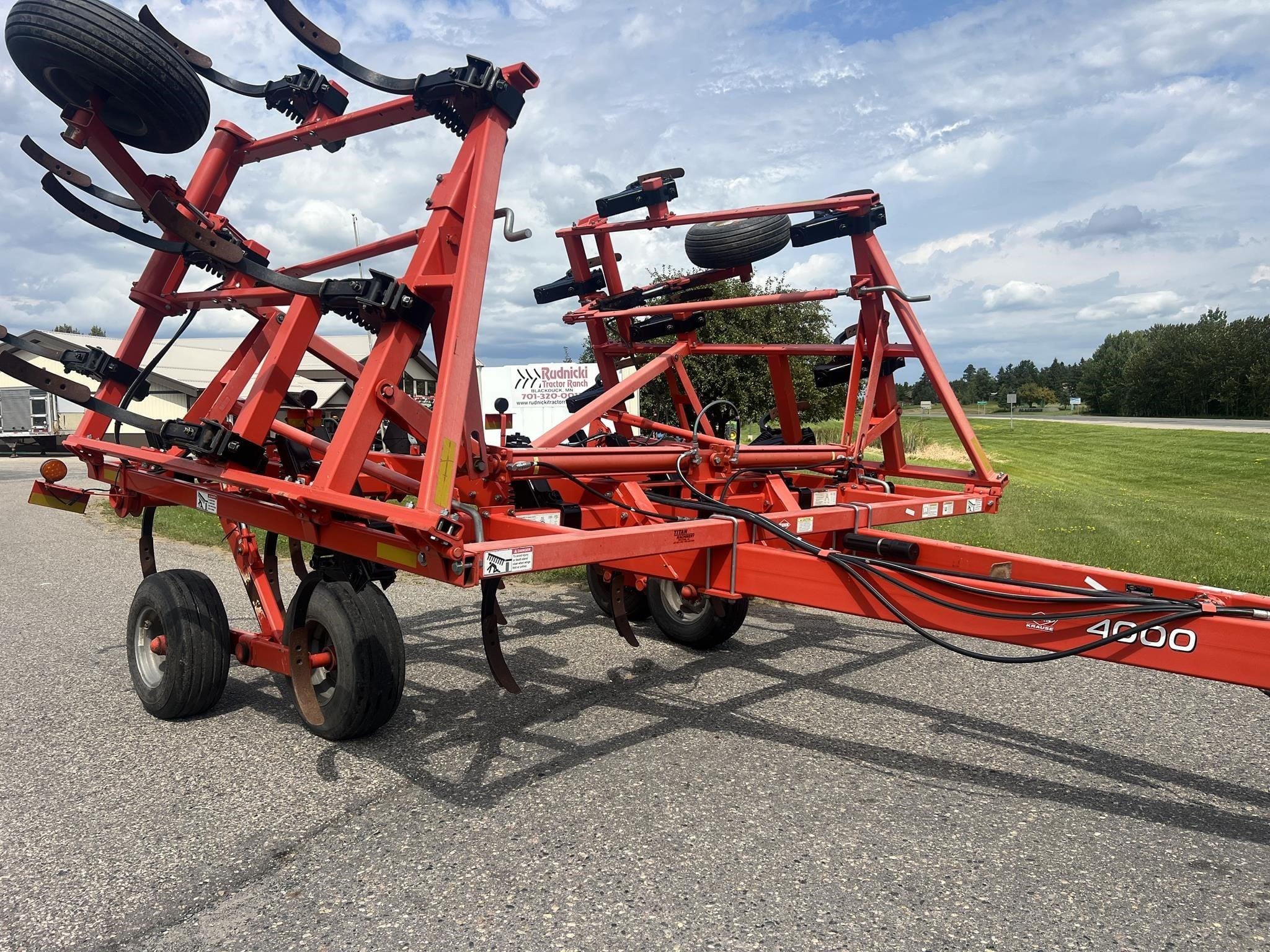 2014 Kuhn Krause 4000-27W Equipment Image0