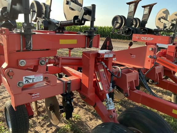 Image of Kuhn Krause 4830-930F equipment image 3
