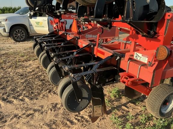 Image of Kuhn Krause 4830-930F equipment image 1