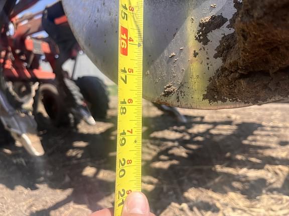 Image of Kuhn Krause Dominator 4850 equipment image 3
