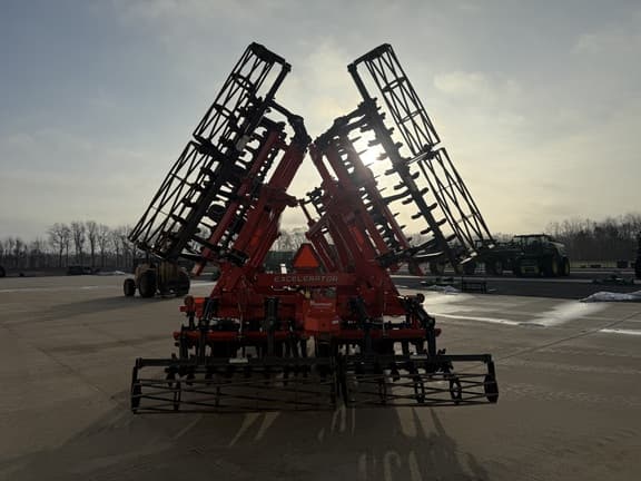 Image of Kuhn Krause 8000-25 equipment image 3