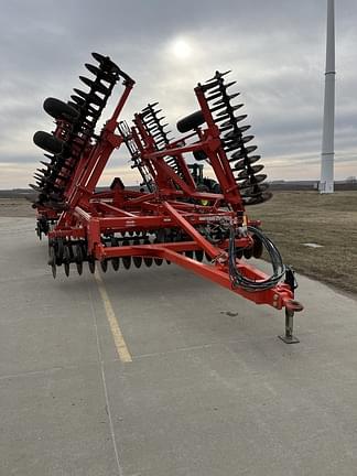 Image of Kuhn Krause Excelerator 8000 equipment image 4