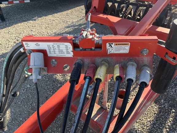 Image of Kuhn Krause 8000-30 equipment image 1