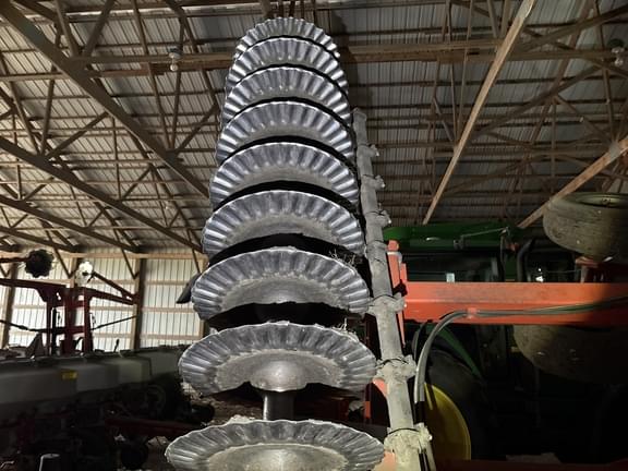 Image of Kuhn Krause Excelerator 8000 equipment image 2