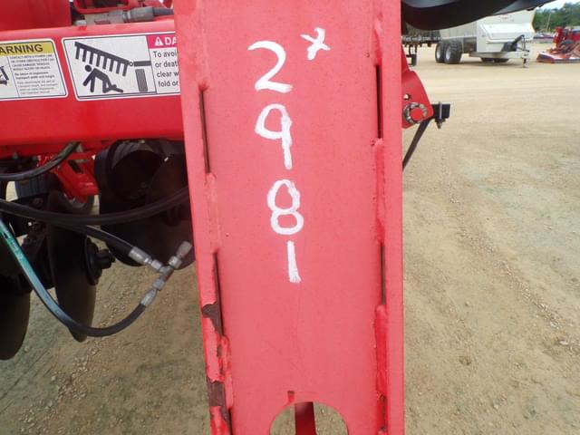 Image of Kuhn Krause 8210 equipment image 1