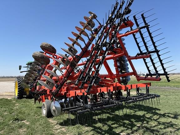 Image of Kuhn Krause 8210 equipment image 1