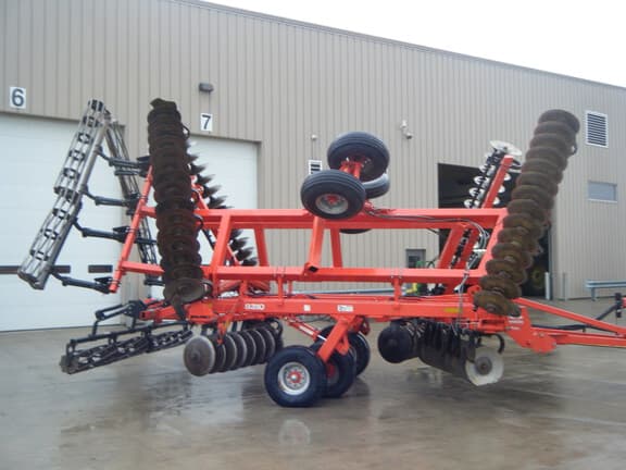 Image of Kuhn Krause 8210 equipment image 1