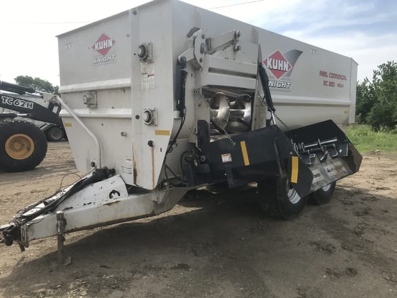 Main image Kuhn Knight RC260