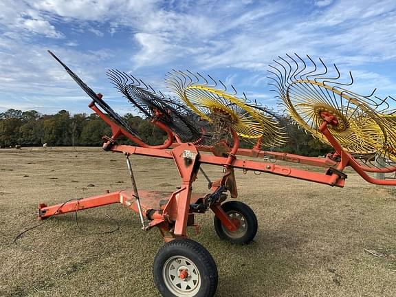Image of Kuhn SR110 equipment image 4
