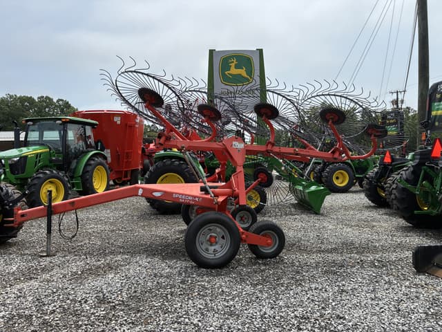 Image of Kuhn SR110 equipment image 1