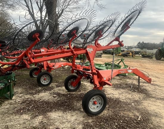 Image of Kuhn SR110 equipment image 3