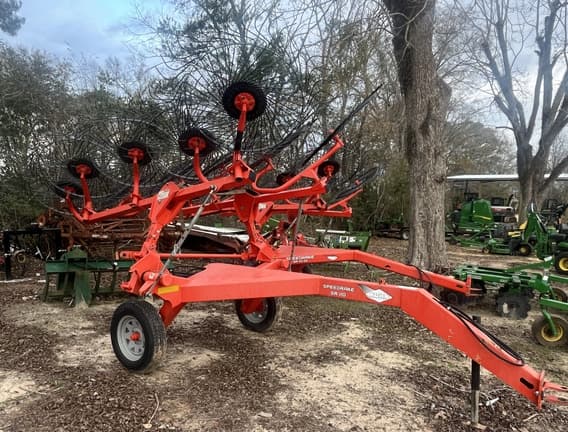 Image of Kuhn SR110 equipment image 2