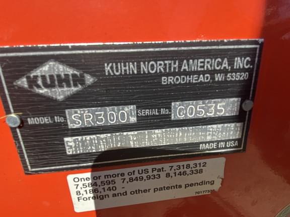 Image of Kuhn SR300 equipment image 4