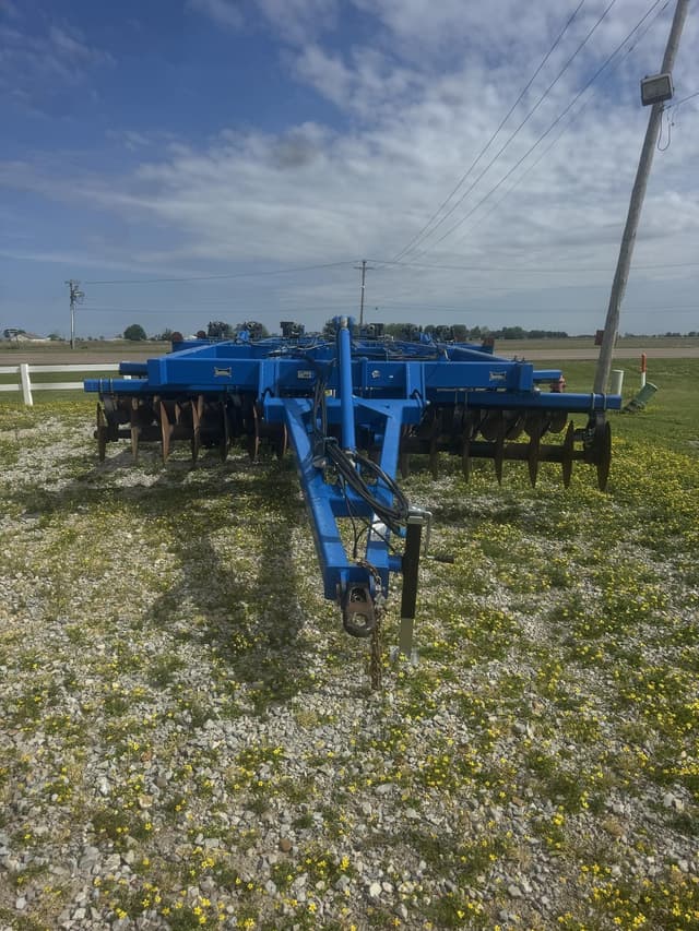 Image of Landoll 2410F-7-24 equipment image 2