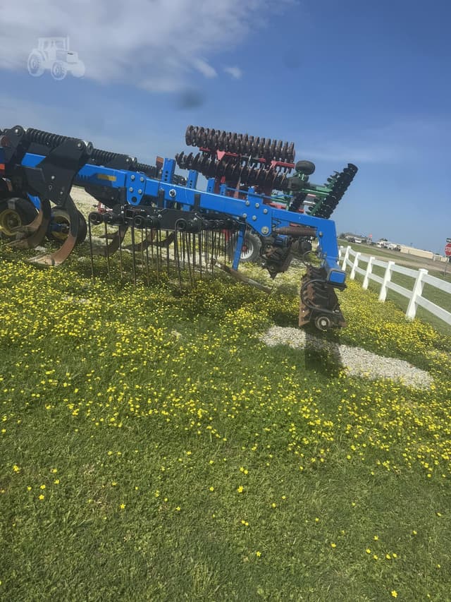 Image of Landoll 2410F-7-24 equipment image 3