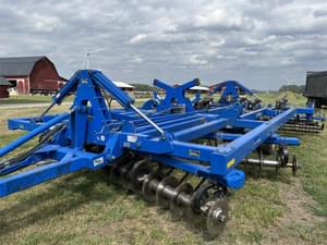 2014 Landoll 2410 Image