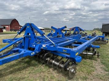 Main image Landoll 2410