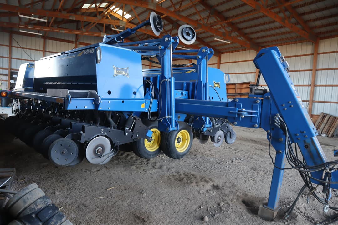 Image of Landoll 5530 Primary image