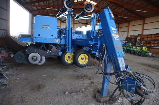 Image of Landoll 5530 equipment image 1