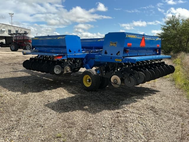 Image of Landoll 5531 equipment image 4