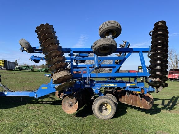 2014 Landoll 6230 Equipment Image0