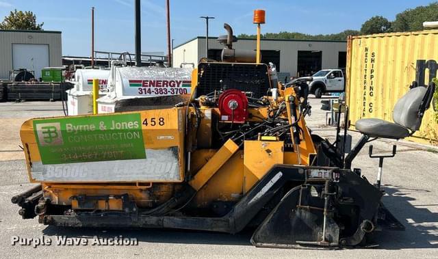 Image of LeeBoy L8500T equipment image 3