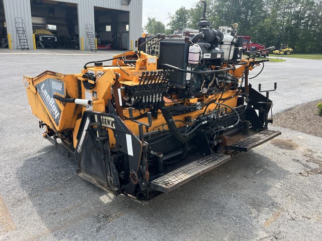 Image of LeeBoy 1000F equipment image 2