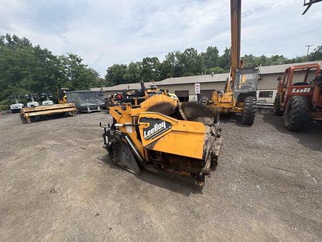 Image of LeeBoy 1000F equipment image 1