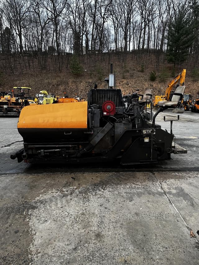 Image of LeeBoy 8510 equipment image 2