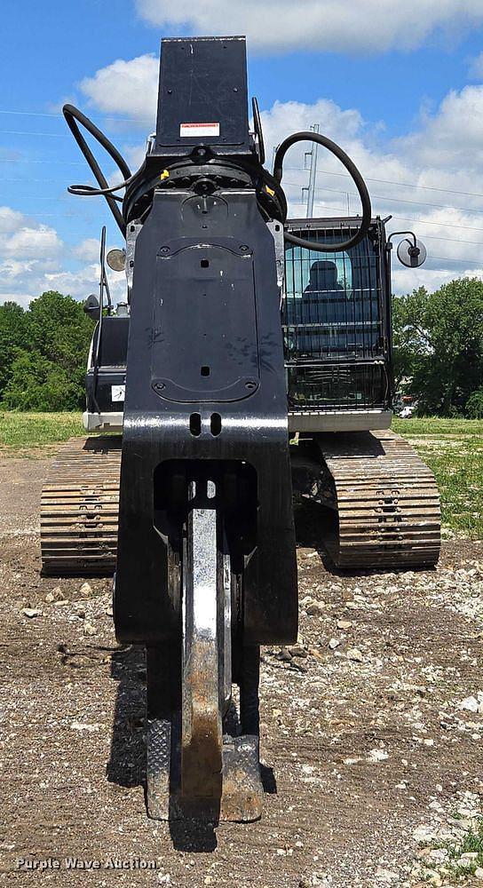Image of Link-Belt 210 X3 equipment image 1