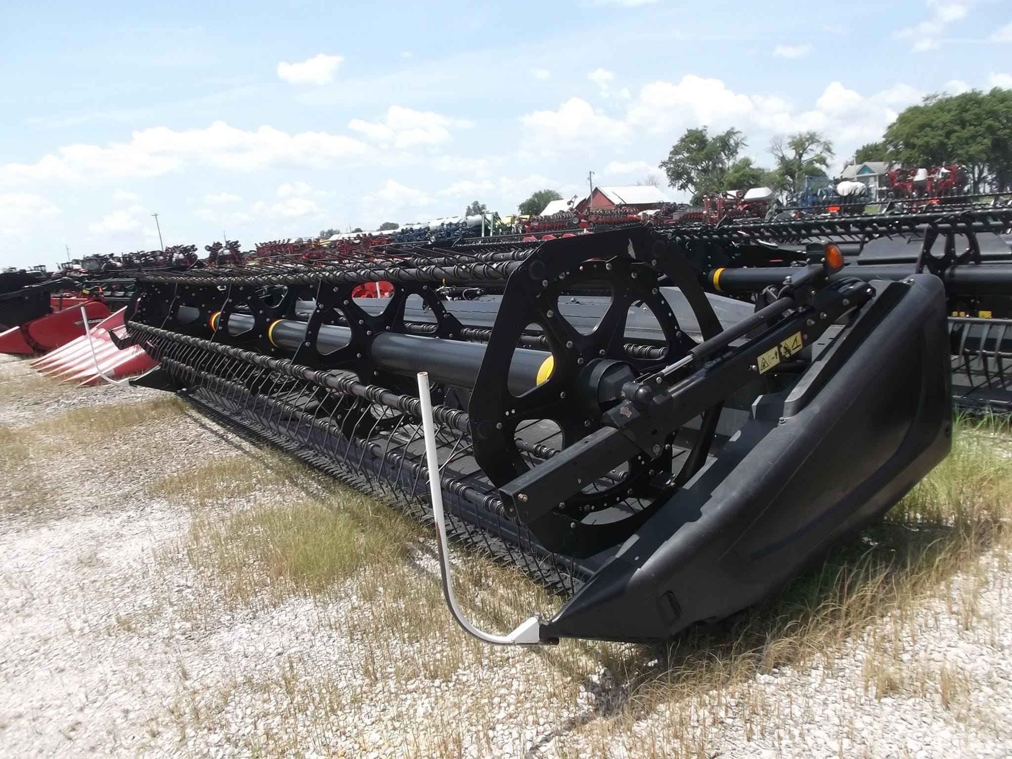 2014 MacDon D-65S Equipment Image0