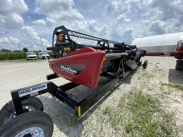 Image of MacDon FD75 equipment image 2