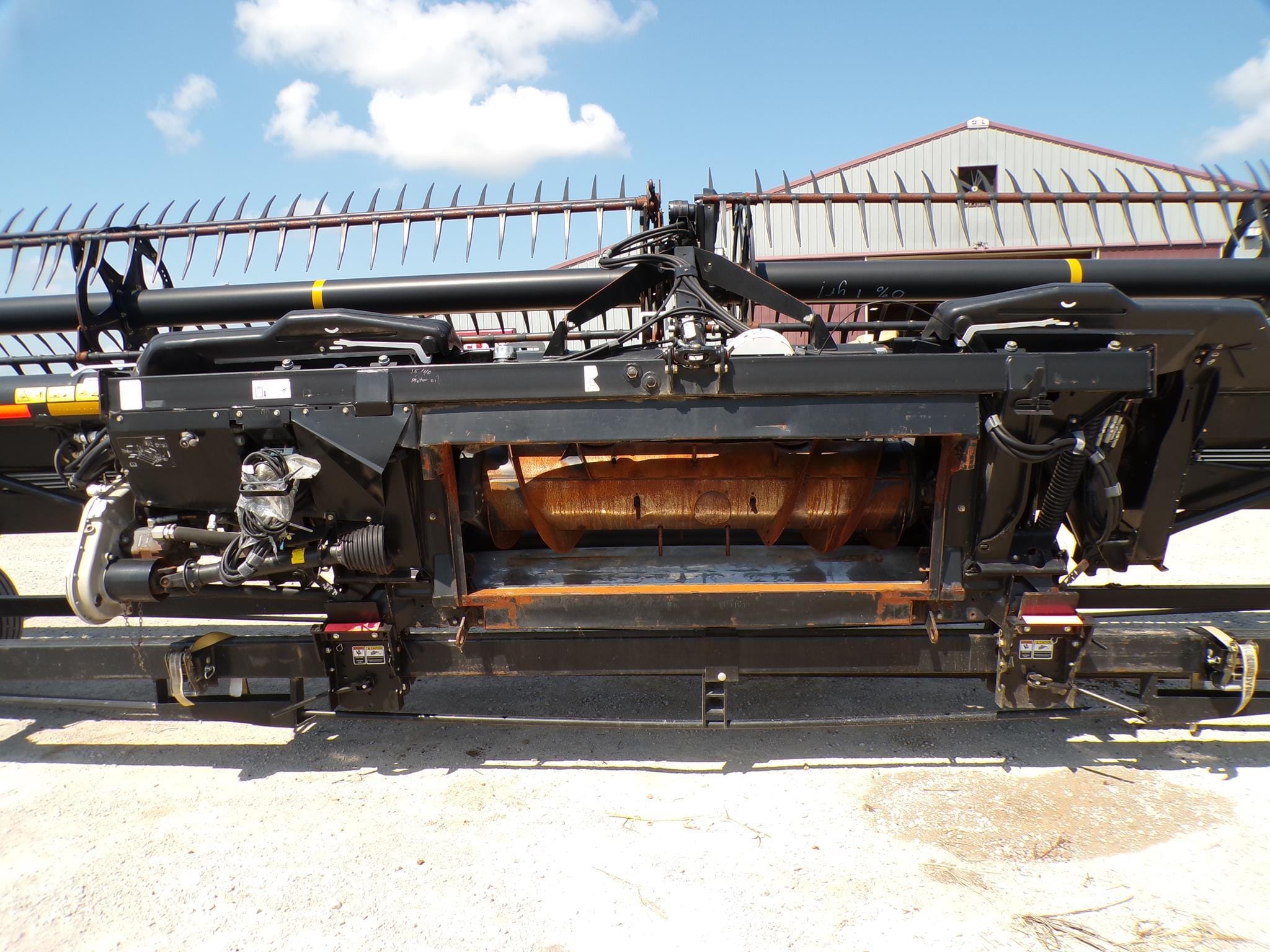 2014 MacDon FD75 Equipment Image0