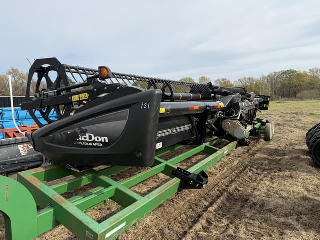 Image of MacDon FD75-35 equipment image 1