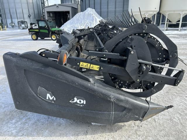 Image of MacDon FD75 equipment image 3