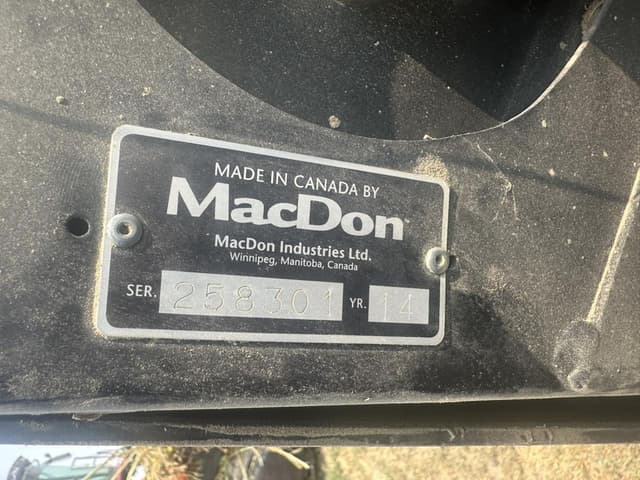 Image of MacDon FD75 equipment image 1