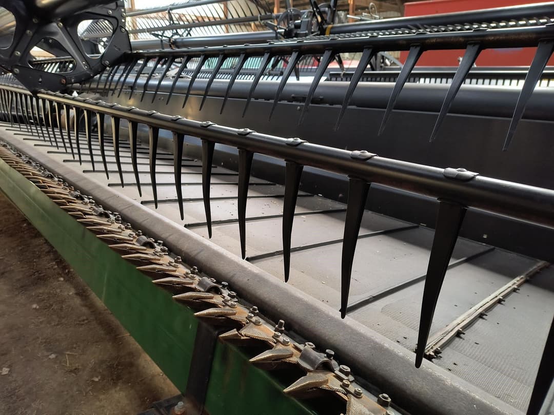 Image of MacDon FD75D Image 1