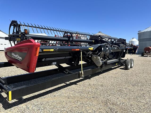 Image of MacDon FD75S equipment image 1