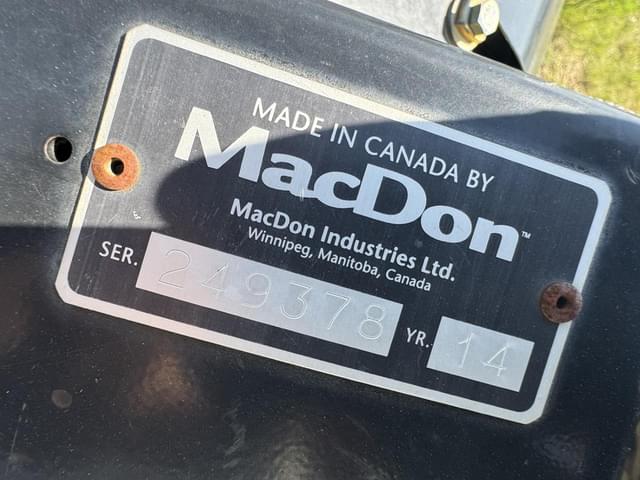 Image of MacDon M155 equipment image 3