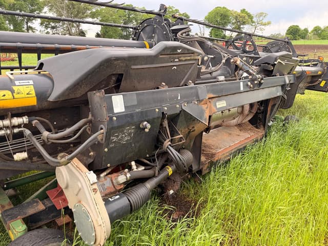 Image of MacDon Undetermined equipment image 4