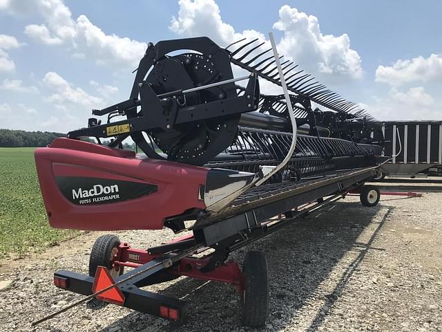 Image of MacDon FD75S equipment image 1
