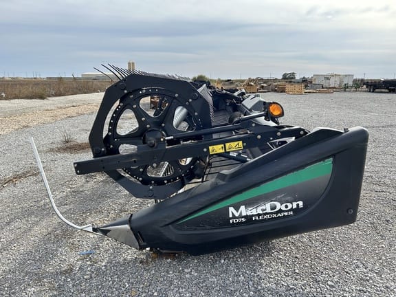 2014 MacDon FD75-35 Equipment Image0