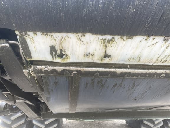 Image of MacDon FD75 equipment image 4