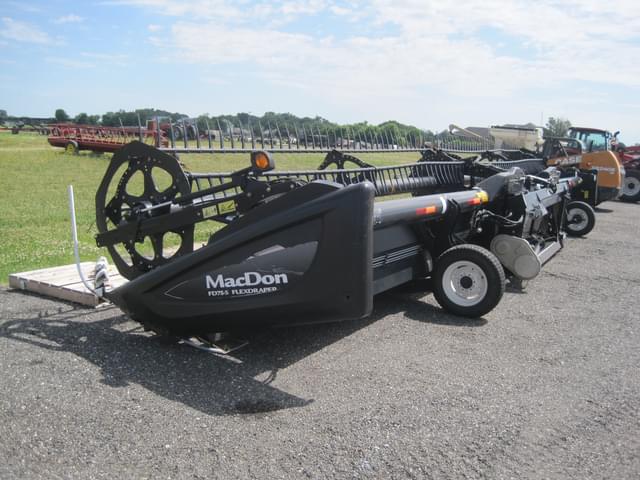 Image of MacDon FD75S equipment image 1