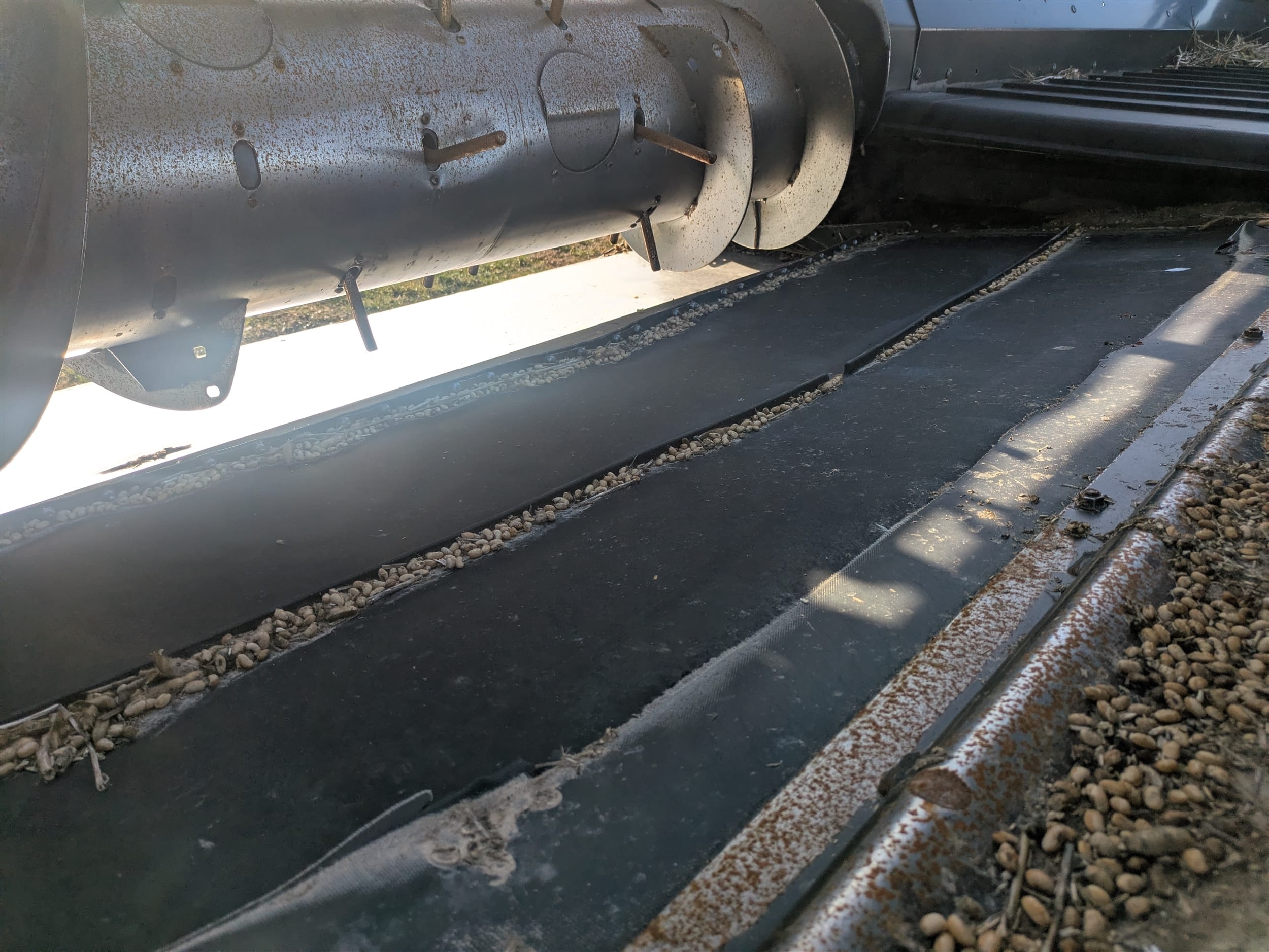 2014 MacDon FD75S Equipment Image0