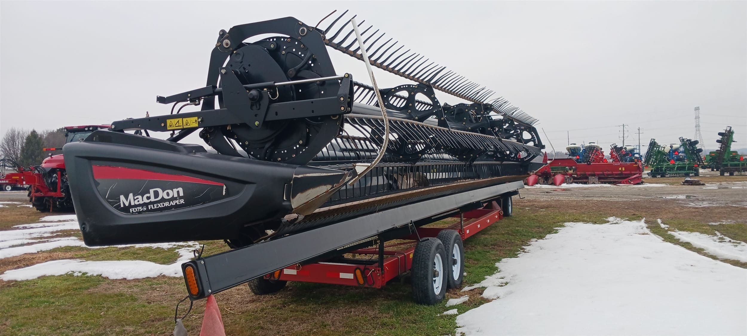 2014 MacDon FD75S Equipment Image0