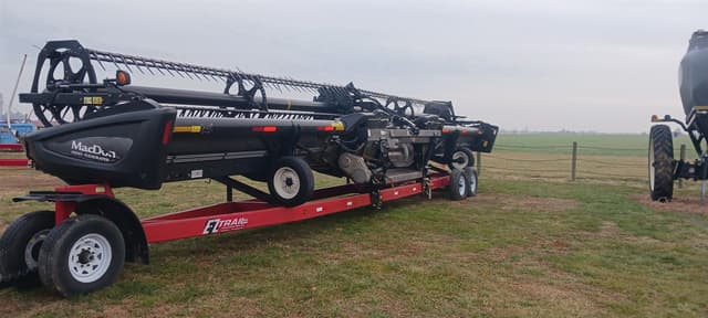 Image of MacDon FD75S equipment image 2