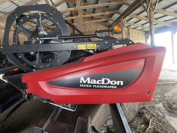 Main image MacDon FD75S