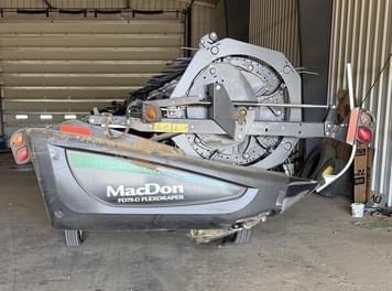 Main image MacDon FD75D