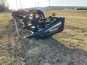 2014 MacDon FD75D Image